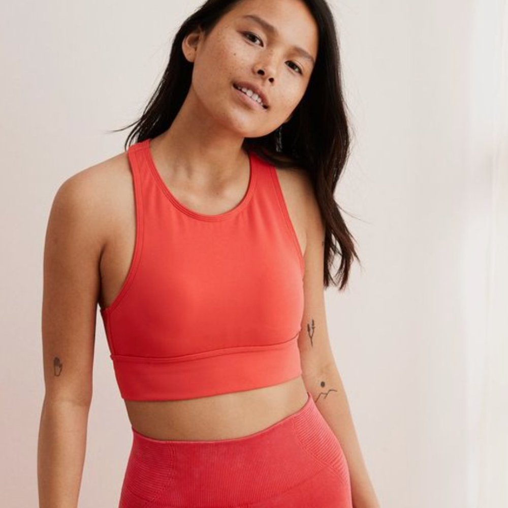 Aerie Play High Neck Sports Bra (Red)
